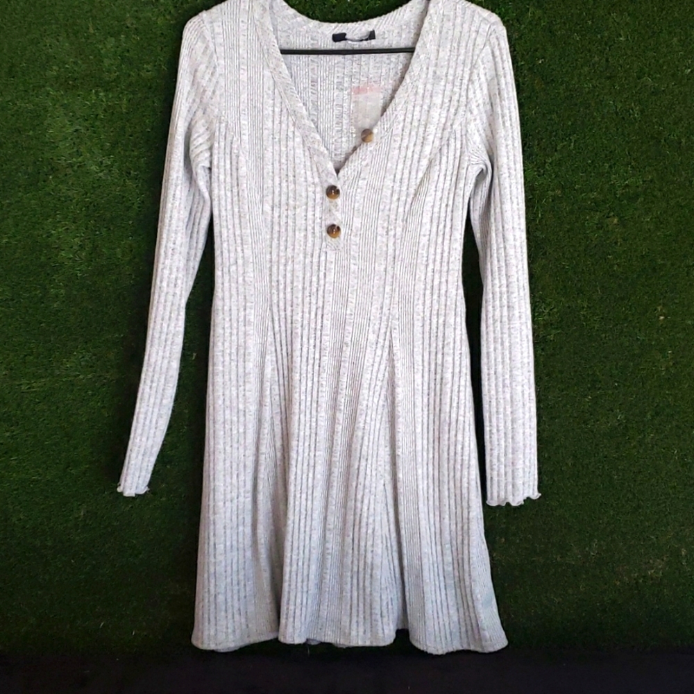 Gray long sleeve sweater dress